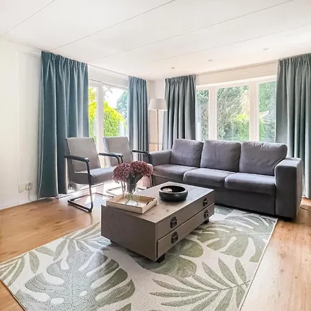 Lovely Stacaravan In With Wifi 3* Putten