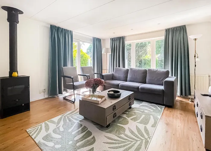 Lovely Stacaravan In With Wifi 3* Putten